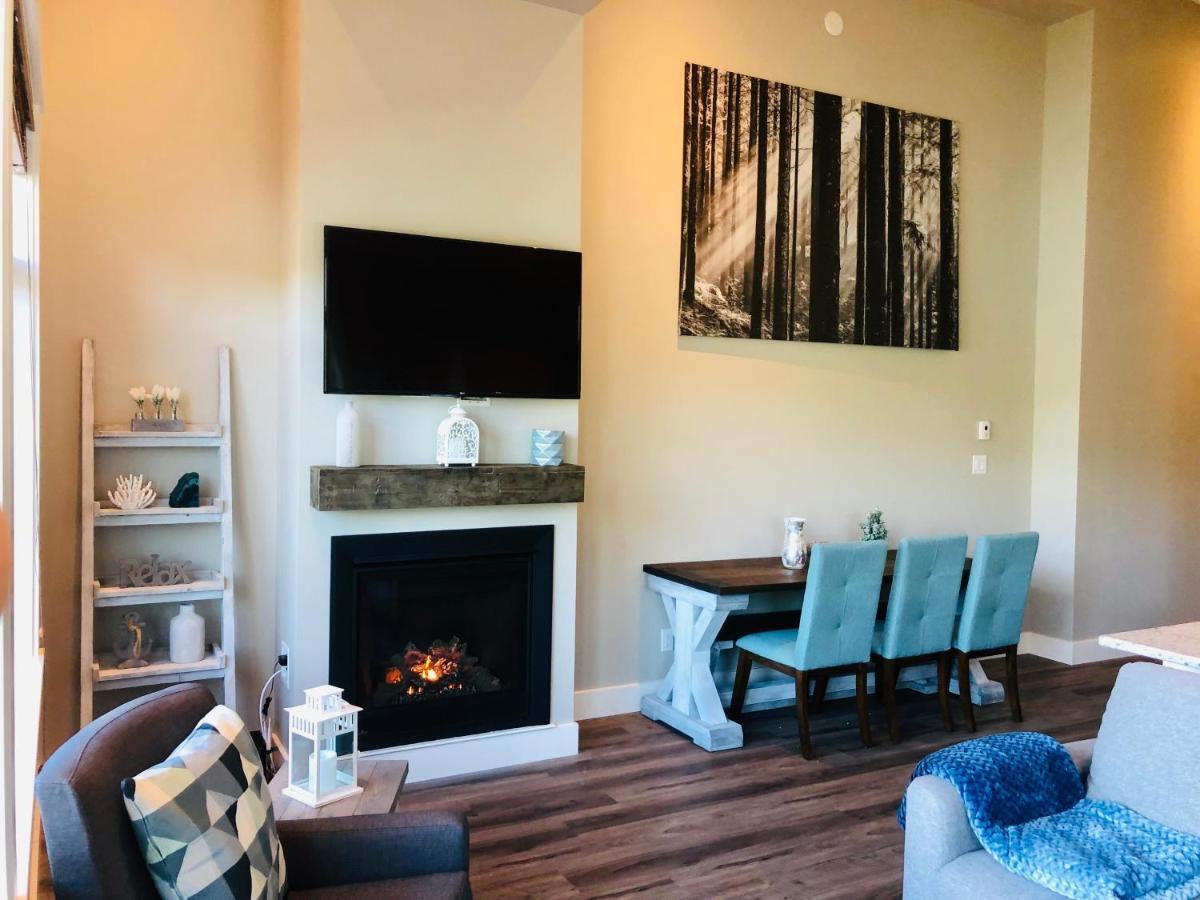 Sandy Feet Retreat Port Renfrew- Oceanfront 2Br Modern Cottage Eksteriør bilde