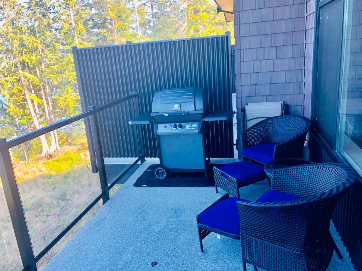 Sandy Feet Retreat Port Renfrew- Oceanfront 2Br Modern Cottage Eksteriør bilde
