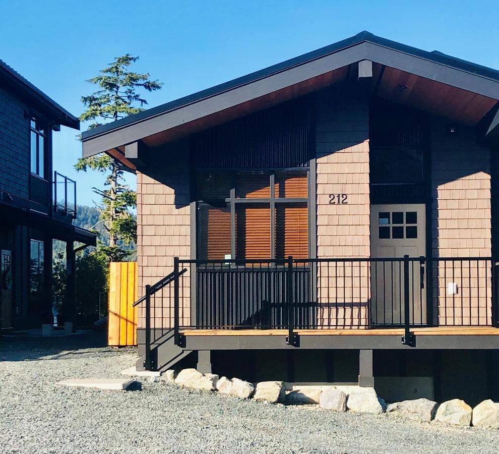 Sandy Feet Retreat Port Renfrew- Oceanfront 2Br Modern Cottage Eksteriør bilde